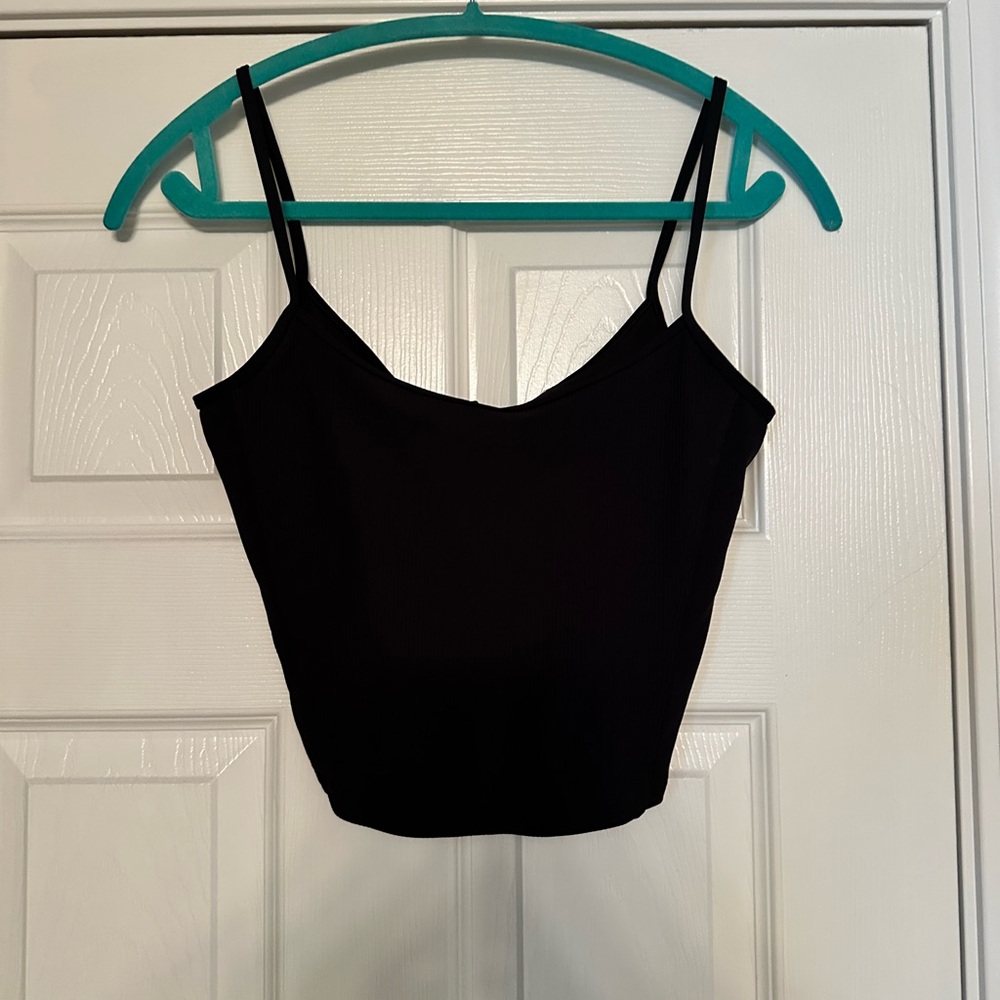 Lululemon twist back crop top - Picture 4 of 5